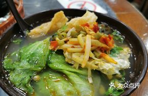Mixed Noodles with Snail-shaped Pasta