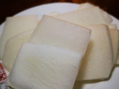 -洞庭洲·防空洞火锅·烧烤·铜锅涮肉(新百广场店)