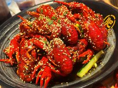 -肥肥虾庄·金牌油焖大虾(汉街SKP店)