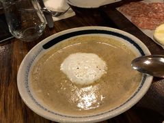 奶油蘑菇卡布奇诺汤-PIZZA BIANCA(民园店)