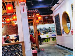 大堂-大融厨·鸡毛店·川菜(果壳里东安湖店)