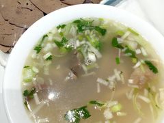 羊杂汤-一头牛馅饼店总店(卫工街店)