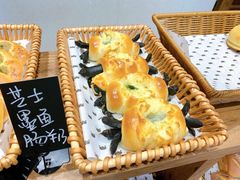 芝士墨鱼肠-沁屋面包店(人民东路店)