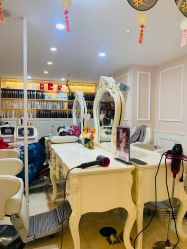 -Bollins波林丝•专研护发中心