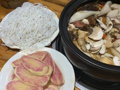 -菌之家·专业纯野生菌火锅·特色炒菌