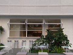 -洪小鹏生活美学馆(领SHOW天地店)