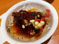 -诚铭记·虾仁汤包·成都小吃(融创店)