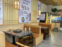 -彭妈家•韩国烤肉料理(张杨路店)