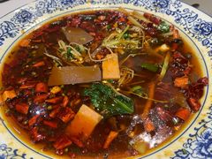 牛市口毛血旺-院8里·少城记忆老川菜(宽窄巷子店)