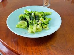 素炒西兰花-大草原清真饭庄(沙河店)