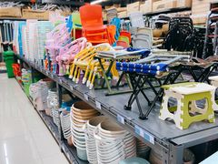 -义乌小商品直销超市(新浦店)