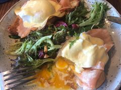 -ROAST coffee & eatery