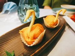 天鹅榴莲酥-南棠馆粤菜坊(群光店)