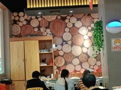 大堂-钱小主·自助回旋烤肉火锅餐厅(东方新天地店)