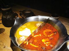 -湊湊火锅·茶憩(杭州湖滨银泰in77店)