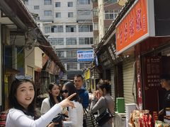-哈海英麻辣烫(中华西路步行街店)