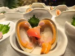 -雍容荟活帝王蟹活龙虾自助(苏宁旗舰店)