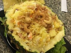 菠萝饭-光海鲜鱼翅餐厅(叻差拉披色路店)