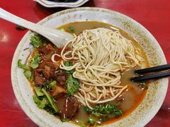 -金杨拉面王小吃面馆·牛三宝面·红烧牛肉粉