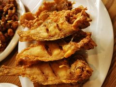 炸偏口鱼-方城小吃店