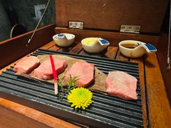 -蟹犇前•帝王蟹雪蟹(陆家嘴店)