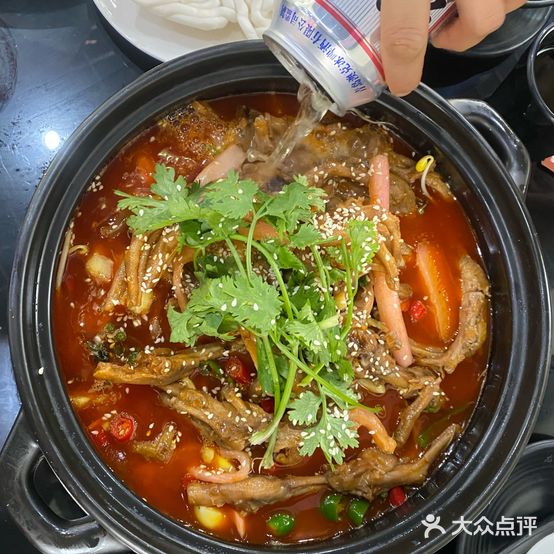 龙坪鸭脚板(总店)