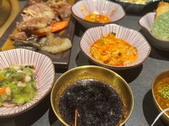 -铭牛烧肉·和牛海鲜自助(高新月牙湖店)