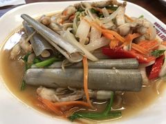-班赞海鲜市场胖阿姨加工点