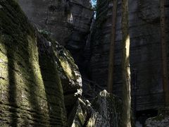 -梭布垭石林景区