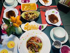 -忘忧草融合私房菜(红鼎国际店)