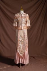 -欣薇婚纱(新源乐汇城店)