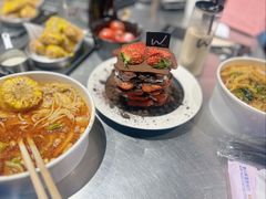 -W COLLECTIVE  DESSERT SHOP