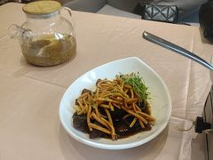 -王府井酒店(金桥港湾店)