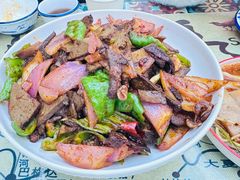-壹阁胡羊焖饼(特色小吃街店)