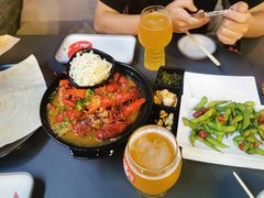 -何师烧烤Pro ·江湖川菜·小龙虾·精酿(太古里旗舰店)