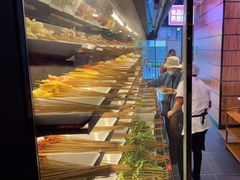 -佰人王串串香火锅(洋珠巷店)