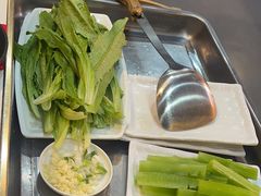 -谭家山河村铁锅炖&东北烧烤(交大店)