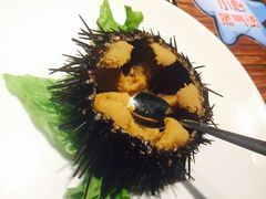 生吃海胆-海味当家·蒸锅海鲜(星海公园店)
