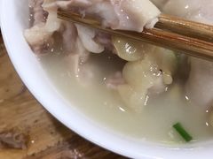 -雷祖芳老妈蹄花店
