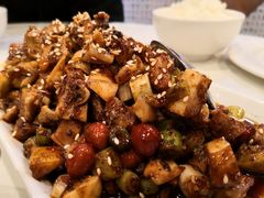 -滋味成都