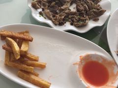 -天天向上素食餐厅(五台山店)