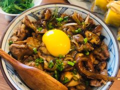 牛肉盖饭-信日本料理(信义坊店)