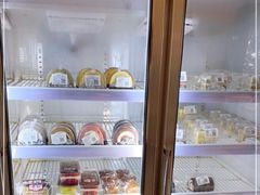 面包甜点陈列柜-红叶蛋糕(广达路总店)