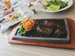 -必胜客(WOW贺州灵峰店)