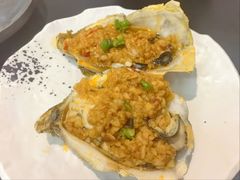 蒜蓉烤活生蚝-大神太神·铁板烧(七宝领展广场店)
