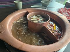 -滇釜火锅·能喝汤的火锅(车公庄店)