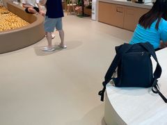 -龙格亲子游泳·水育早教运动中心(绿宝中心)