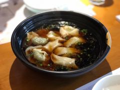 荠菜大馄饨-南小馆(迪士尼小镇店)