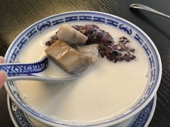 香芋椰汁黑糯米-超琪星·咖啡简餐(川音店)