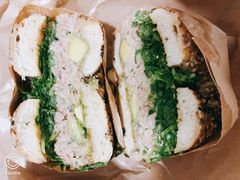 吞拿鱼船长-Catch Bagel(芳草地店)